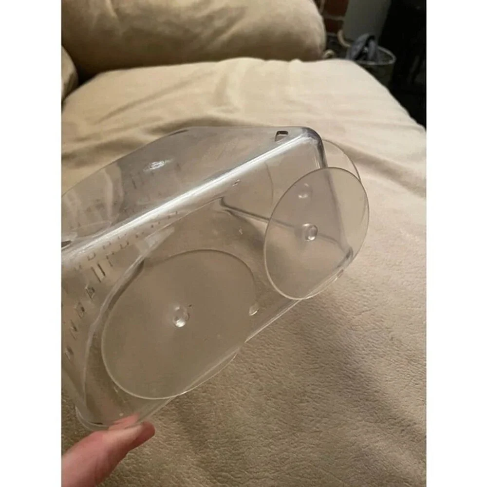 Clear Plastic Suction Cup Corner Basket